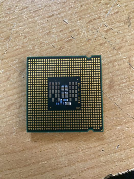 Процессор Intel Core 2 quad q8300