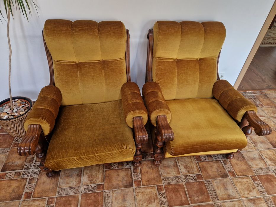 Set canapea și fotolii