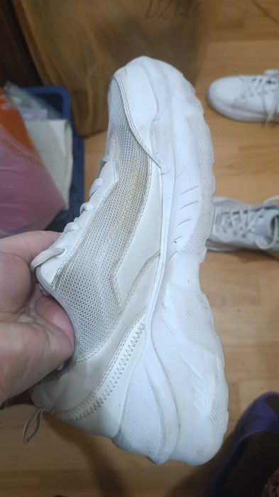 Кроссовки мужские 43 размер