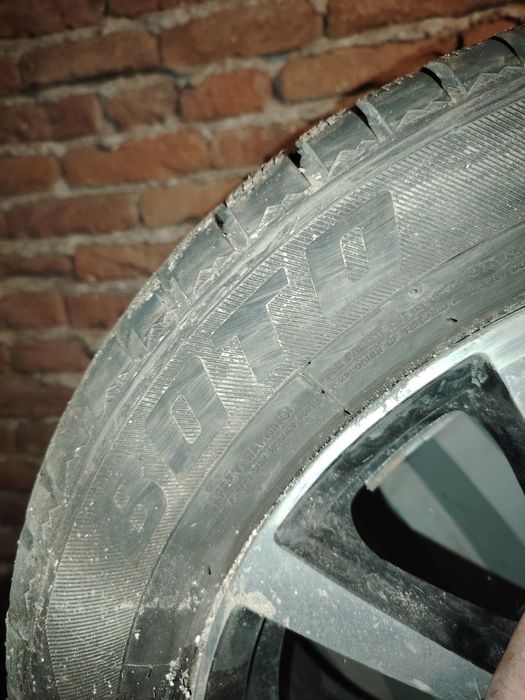 Гуми с джанти Boto