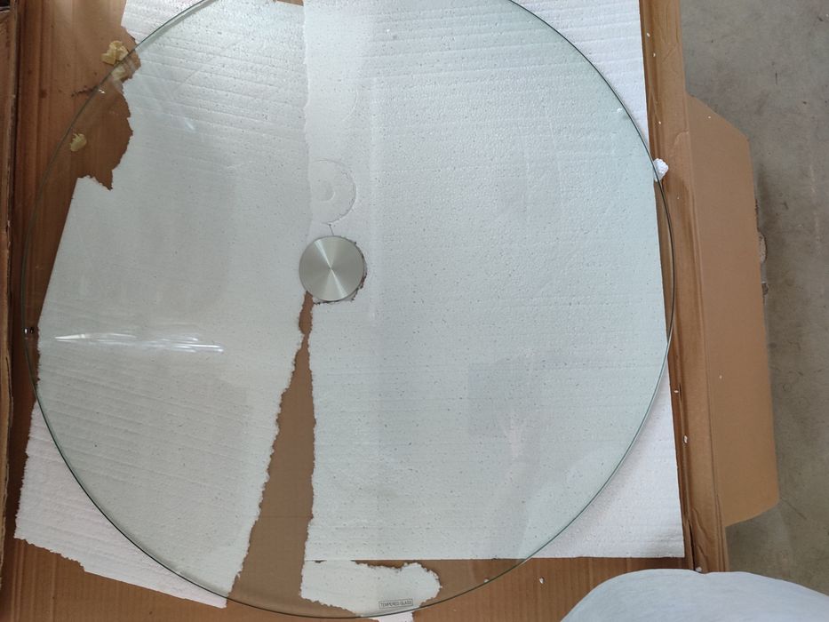 Стъклени плотове за маса