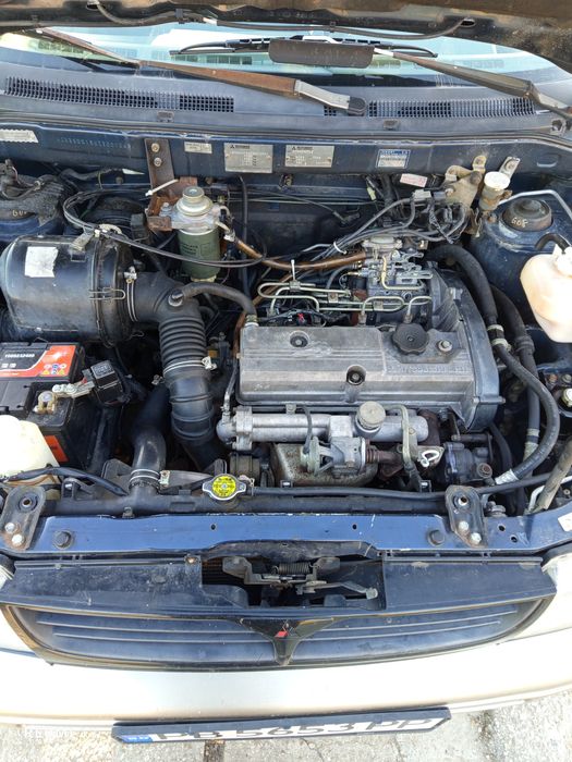 Мицубиши спейс рънарс