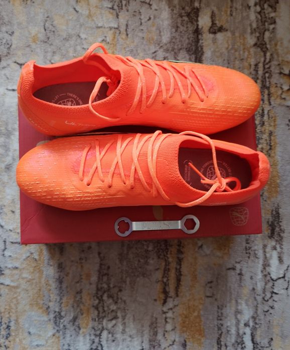 Професионални футболни обувки Puma Ultra Ultimate MxSG