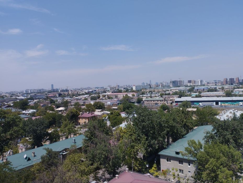 Срочно!Продаю 3х комнатную квартиру по улице Джакурганская.