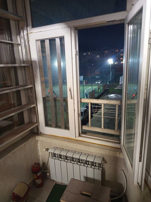 Собственик отдава под наем едностаен апартамент