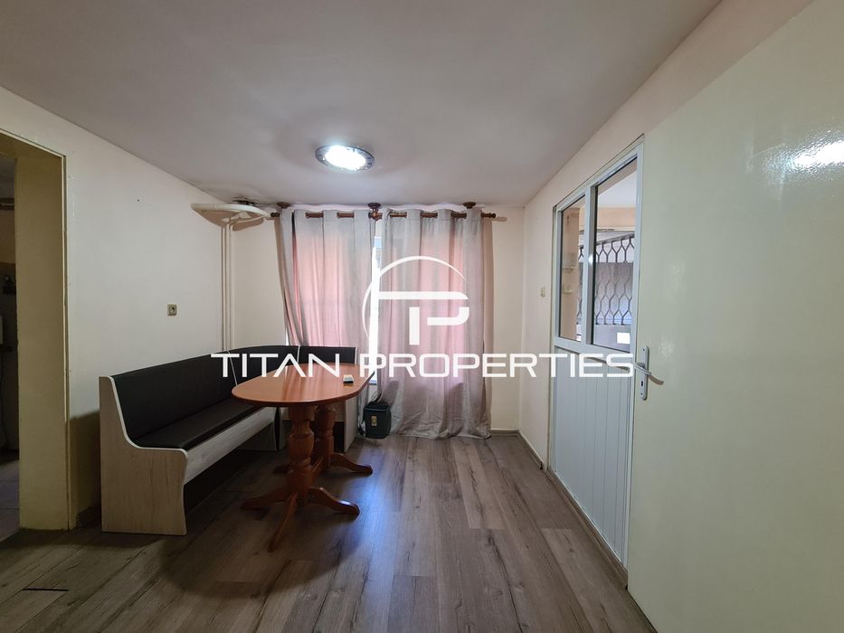 Дава се под наем Двустаен апартамент в Пловдив, Кършияка - 55 кв.м за 357 € - Снимка #2