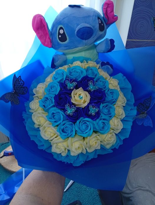 Buchet de flori cu stichi