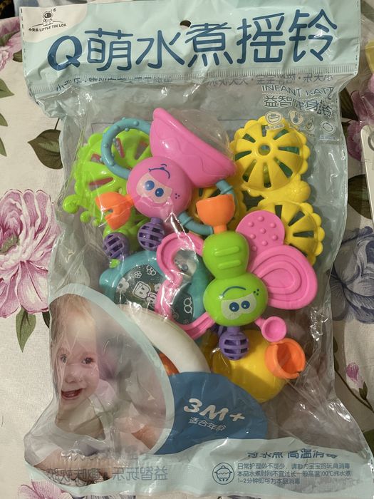 Игрушки для малышей. Подойдет для коляски