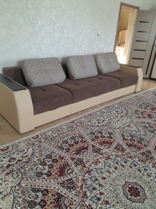 Продам диван отличного состояние