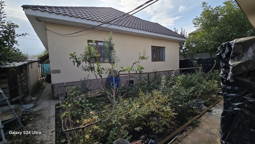 Продам дом 140+60 кв.м