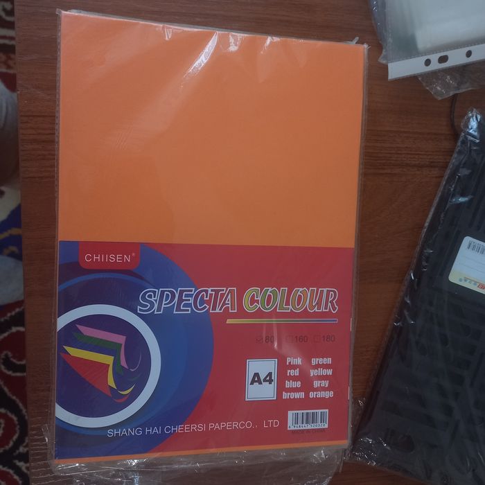 Продам папки новые