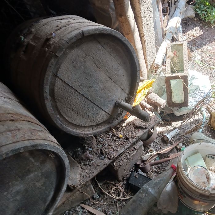 Стари бъчви и бурета  за декорация