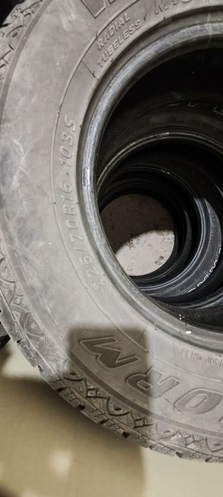 Продам шины 225/70/R16