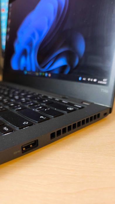 Lenovo ThinkPad T14s Gen2