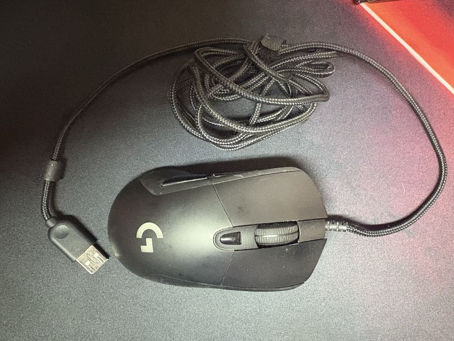 геймърска мишка Logitech G403