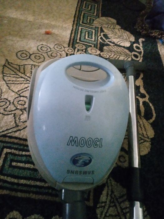 Пылесос б/у  хор.