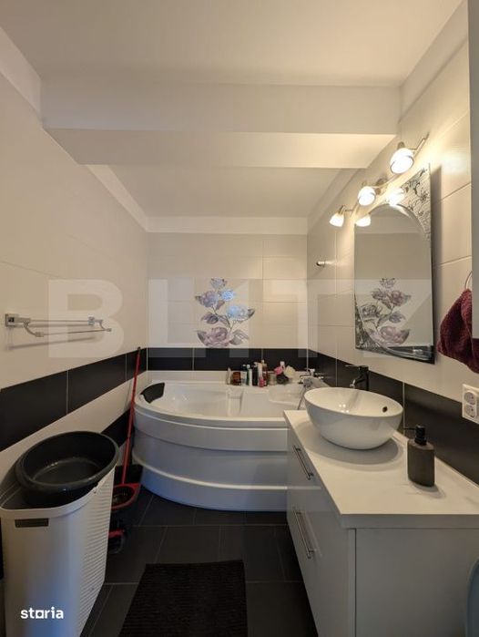 Apartament semidecomandat cu 3 camere, 68 mp utili, zona Stejarului