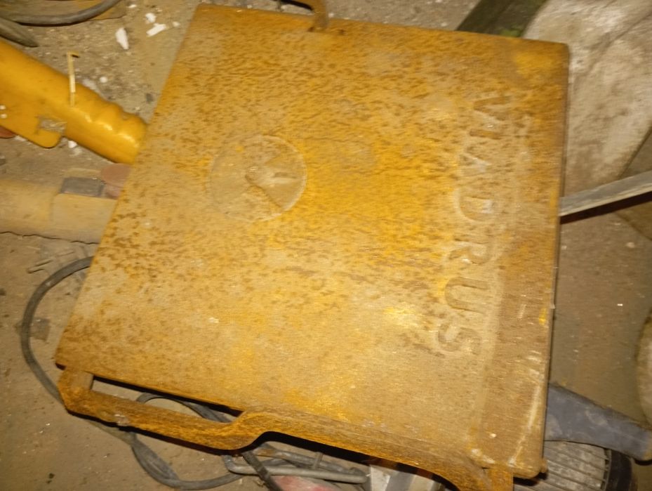 Elemenț  spate  uși   și cos fum viadrus