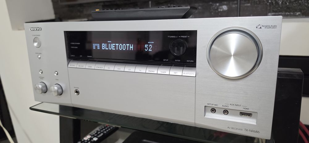 Receiver defect Onkyo TX-NR686 Atmos Bluetooth Wifi Phono ARC