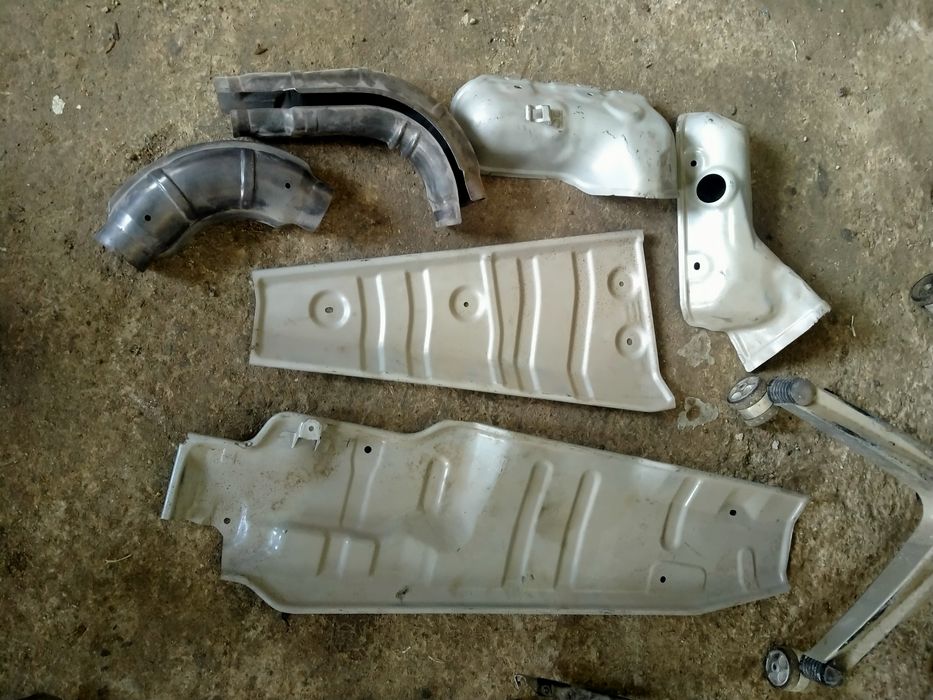 Запчасти на Митсубиси Паджеро 4