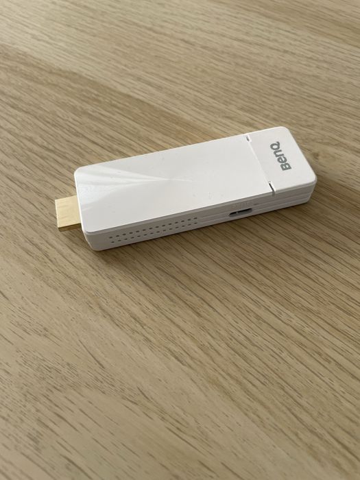 Безжичен HDMI адаптер BenQ Qcast Mirror QP30
