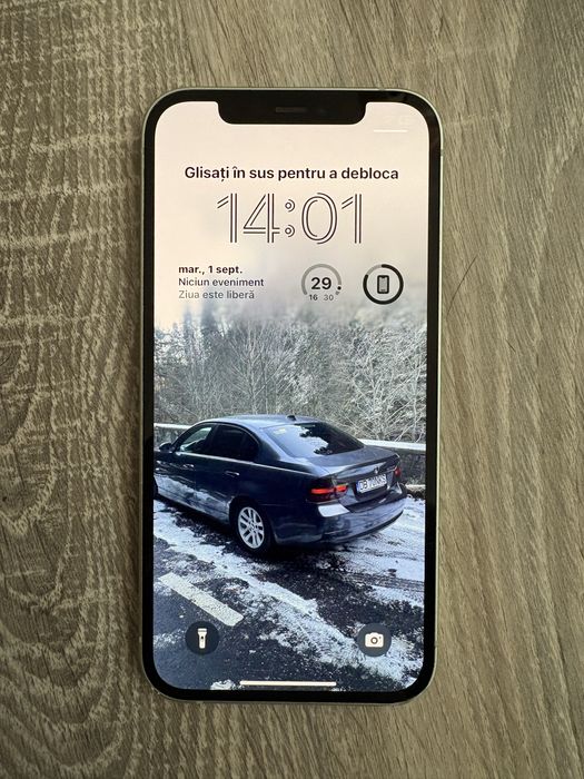 Iphone 12 de vanzare