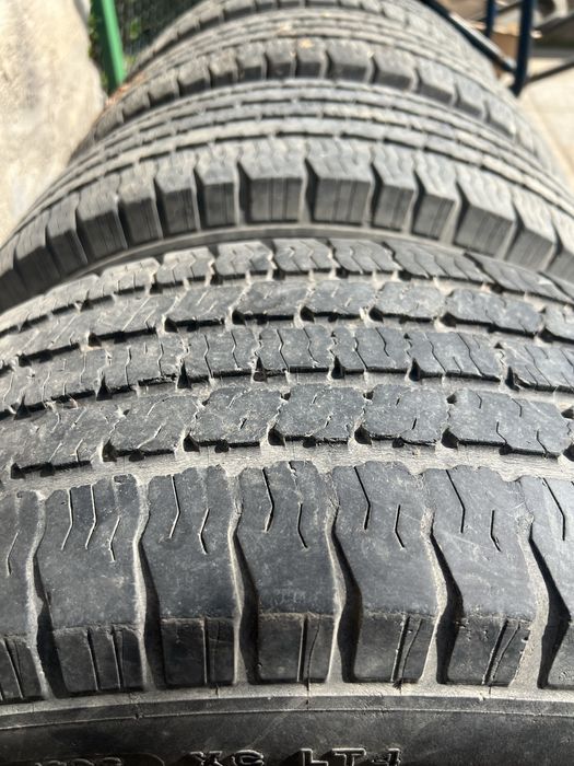 Шины Michelin 255/70r16 б/у