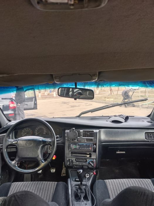 Тайота Карина е 1994ж