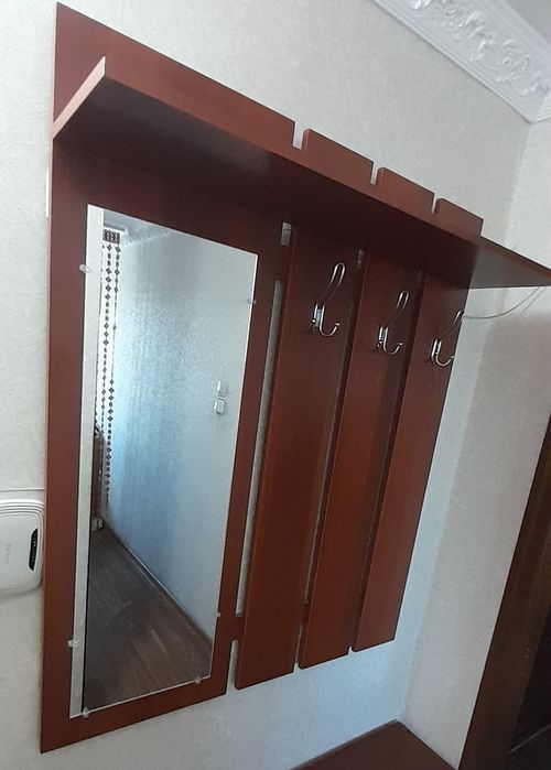Продам вешалка для прихожей