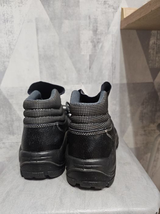 Ботинки рабочие летние 38р