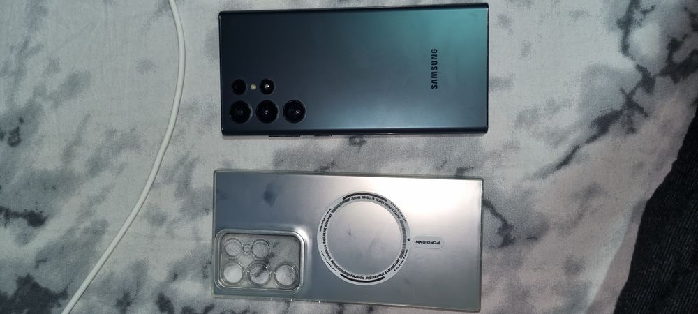 Srochna Samsung Galaxy s22  ultra ideal 12/256 GB