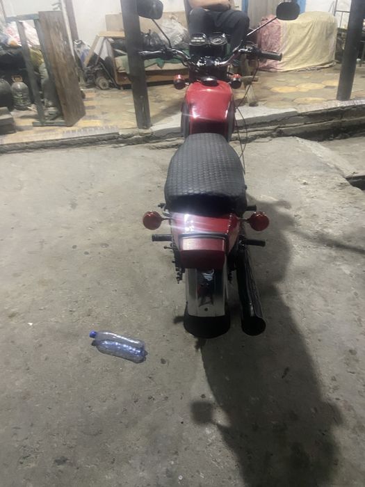 ij mototsekl rangi qizil baloni yangi