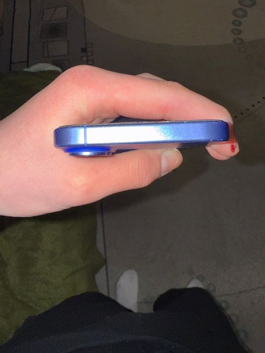 iphone 16 90 акб,коробка все есть