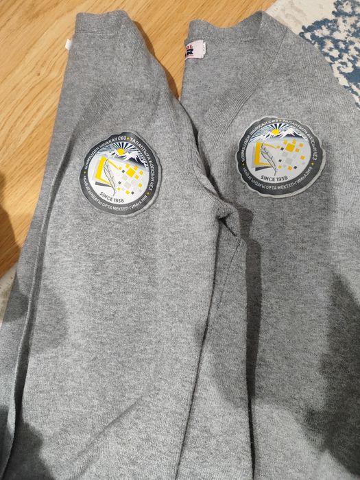 Продам школьную форму