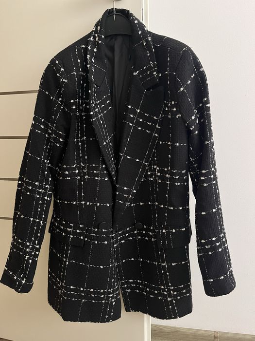 Чисто ново черно сако / връхна дреха