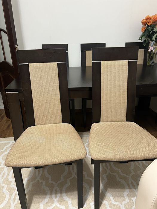 Продам стол и стулья