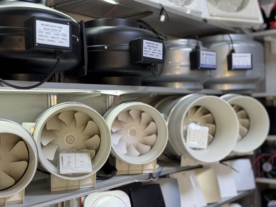 Вентилятор канальный пластиковый 200мм. 780м3/ч 130w