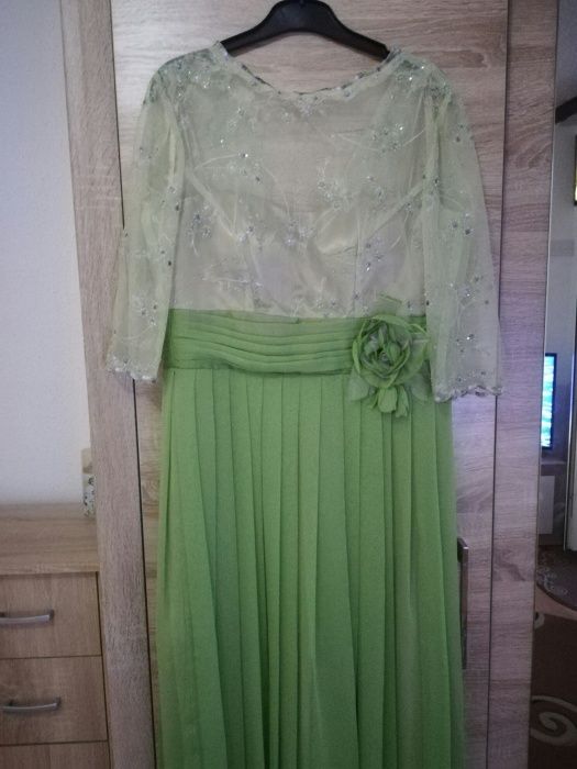 Rochie din voal cu dantelă