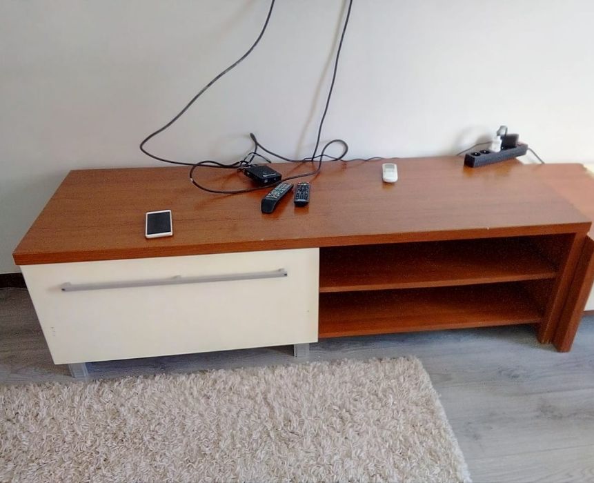 Мебель тумбочка обмен