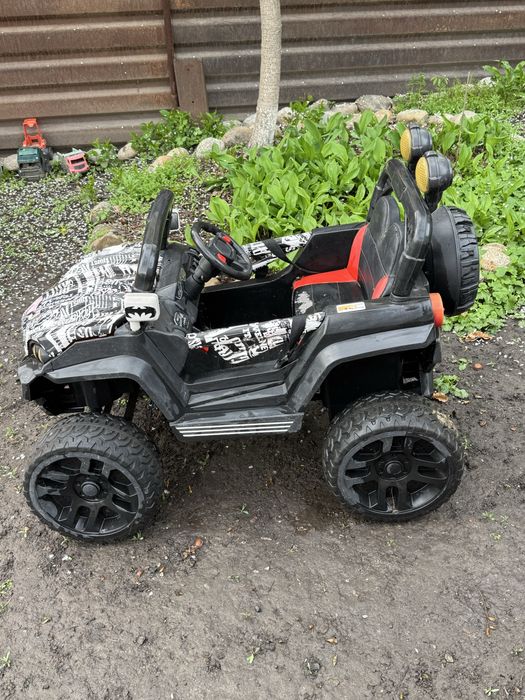 Джип на аккумуляторе