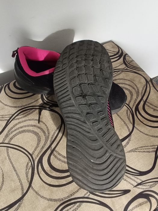 Дамски маратонки