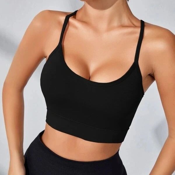 Topuri superbe și Bustiere sexy