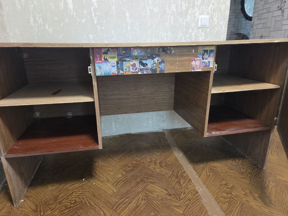 Рабочий письменный  стол