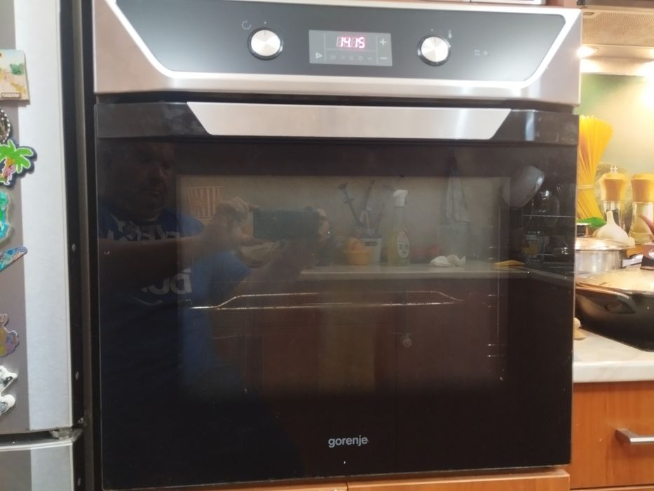Продавам фурна за вграждане Gorenje BO 7310 BX