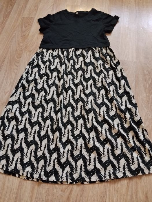 Продам платье новое.