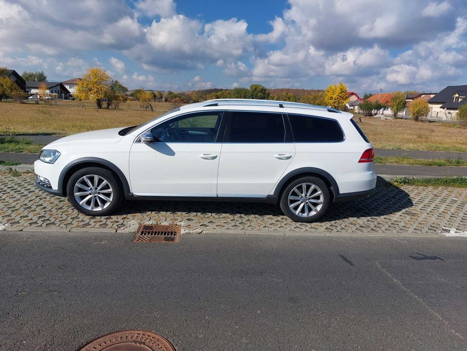 VOLKSWAGEN Passat Alltrack 2014 — imagine 4