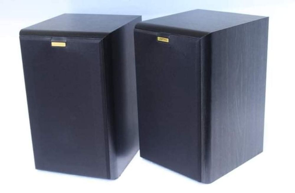 Boxe Jamo Cornet E35 |
/