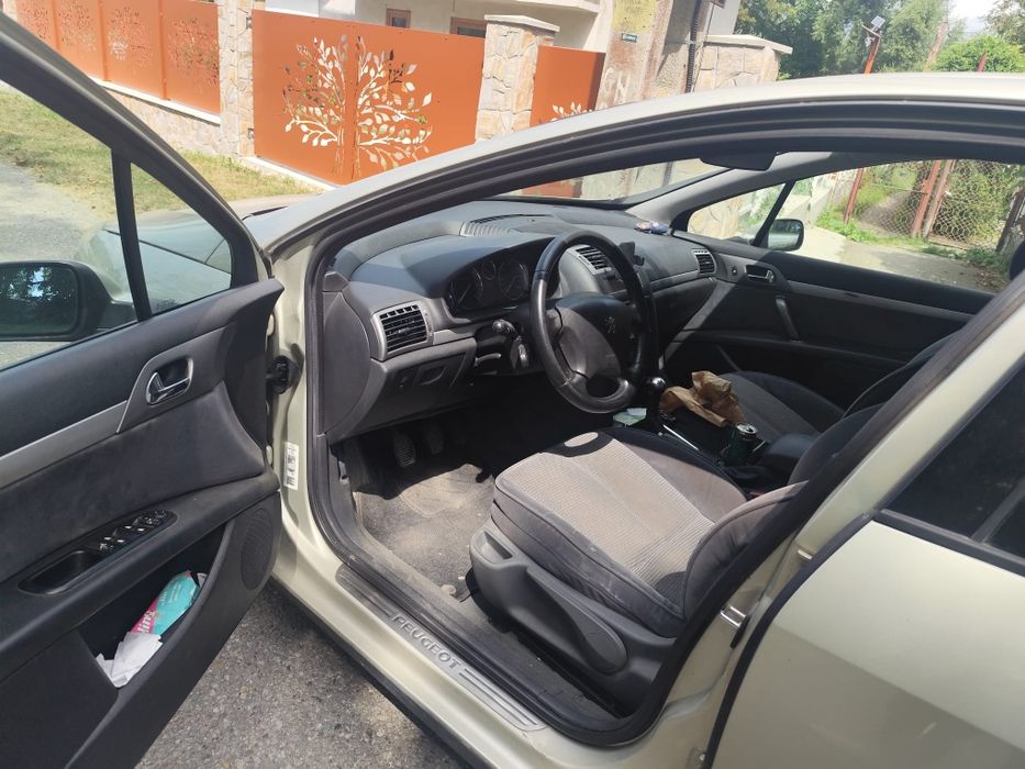 Vând Peugeot 407