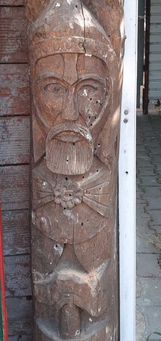 Дърворезба от орех Хан Аспарух