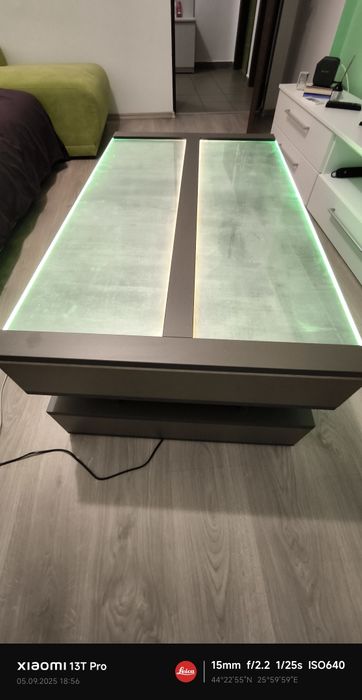 Masa de cafea cu lumina led.Model unicat
